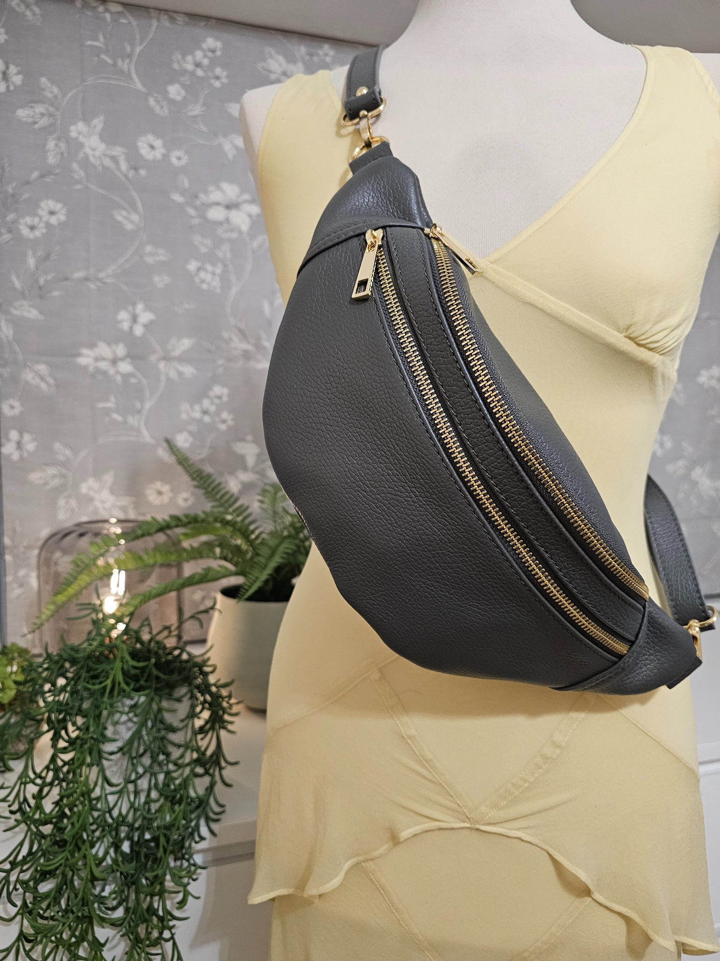 Crossbody bag