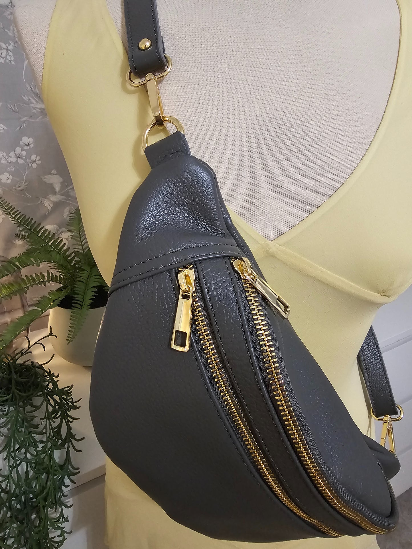 Crossbody bag