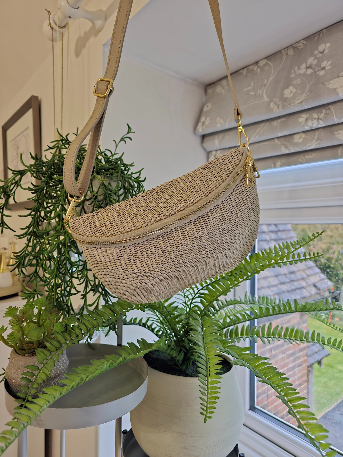 Crossbody bag