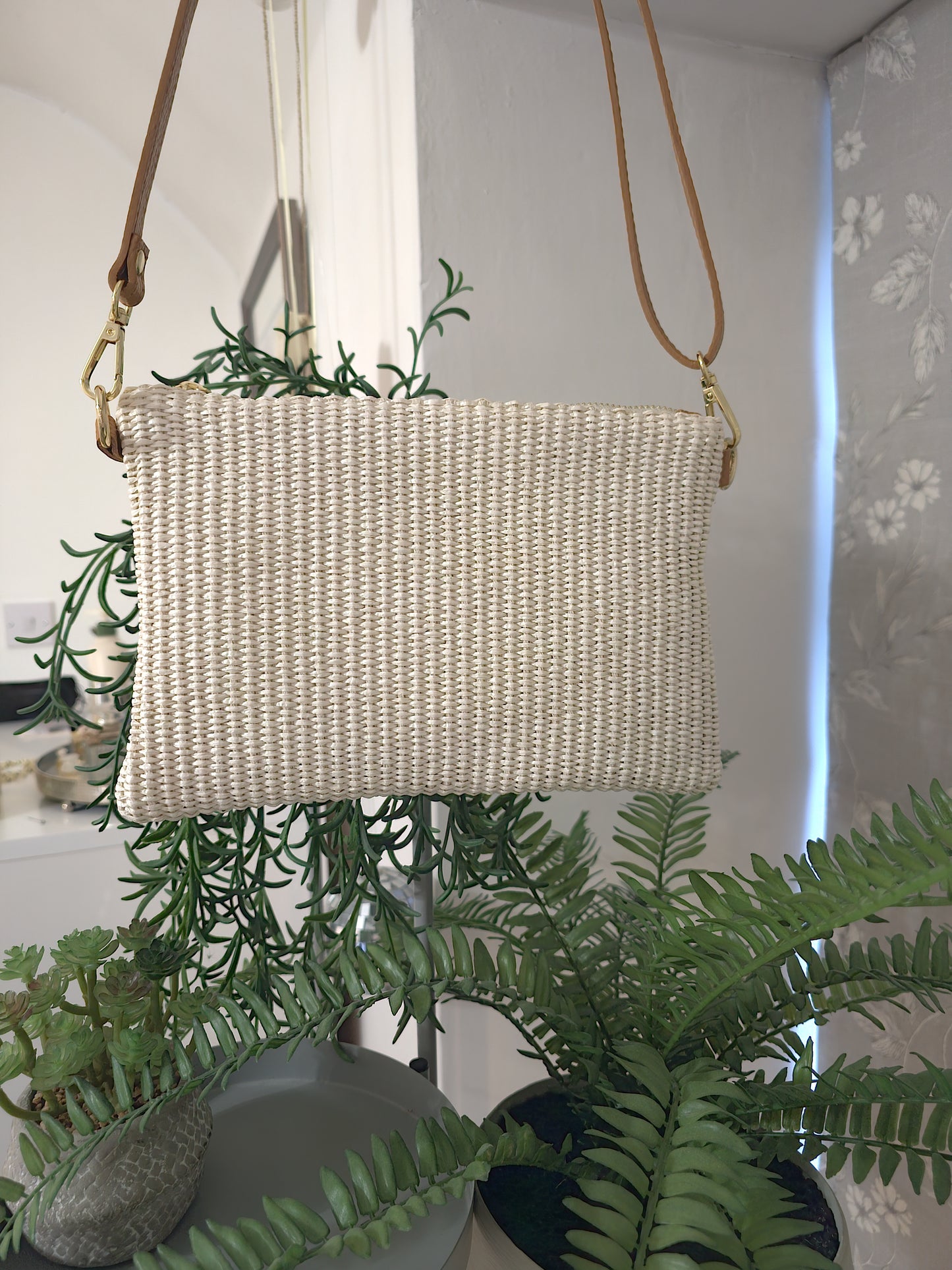 Crossbody bag