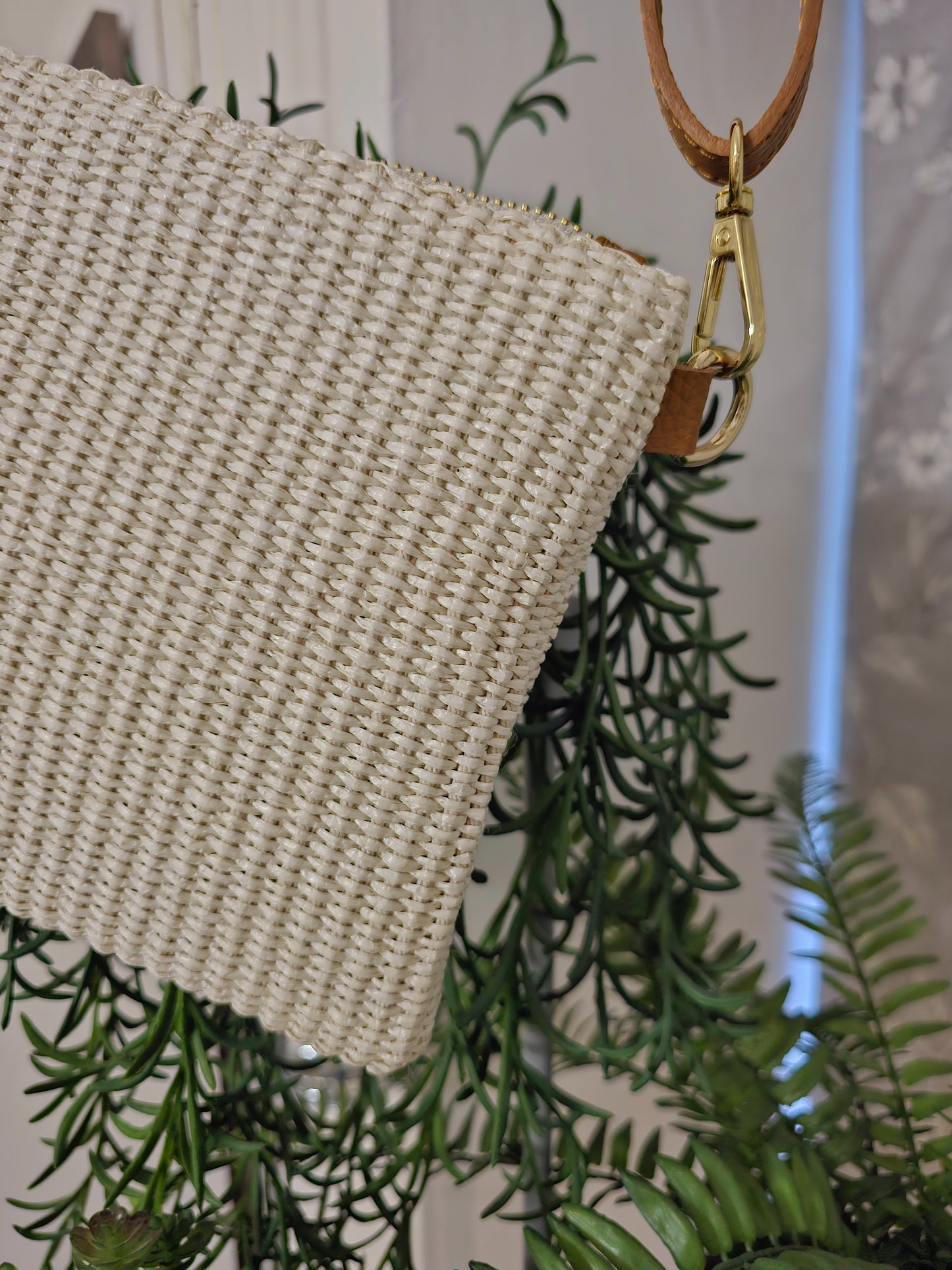 Crossbody bag