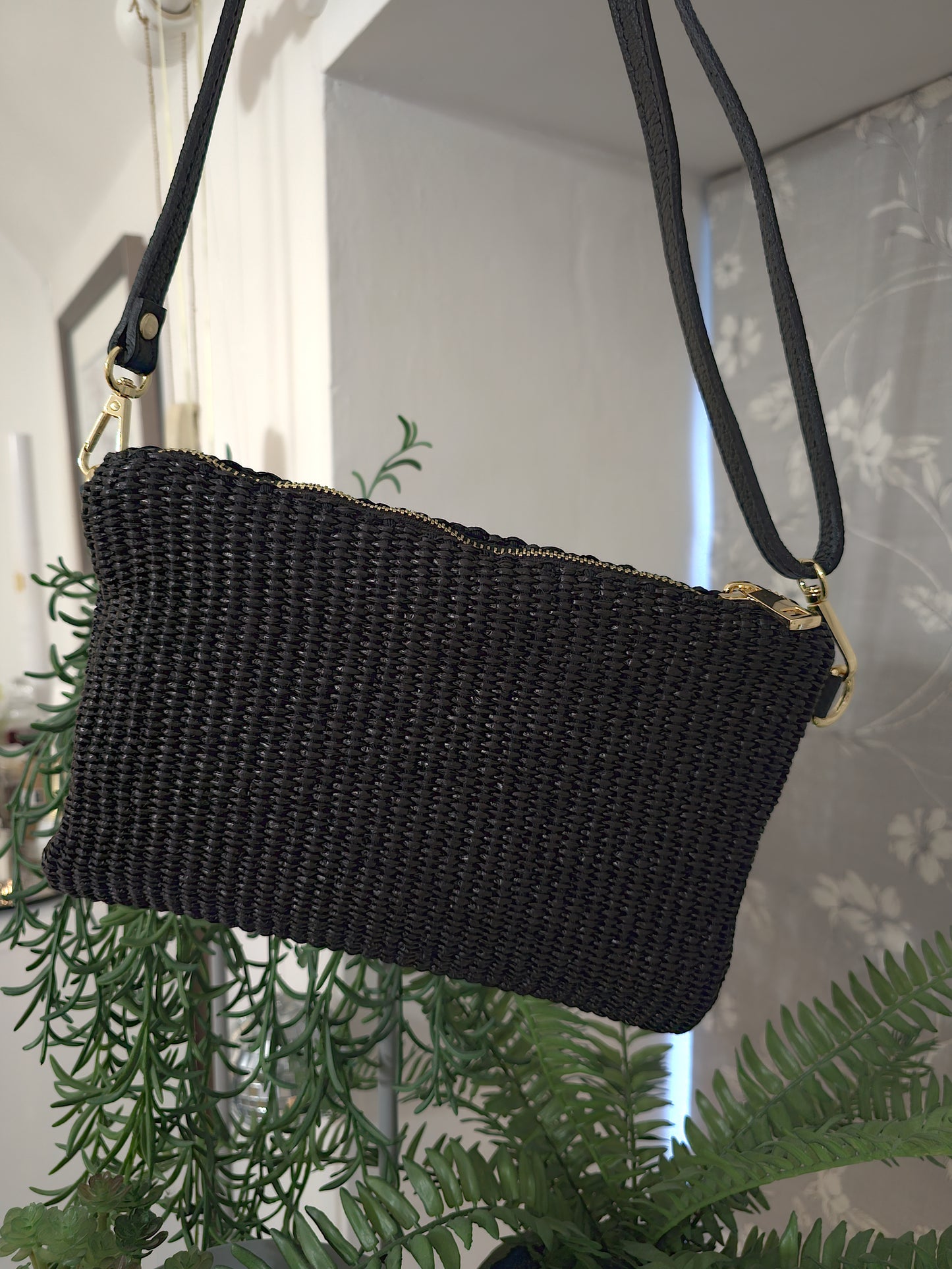 Crossbody bag