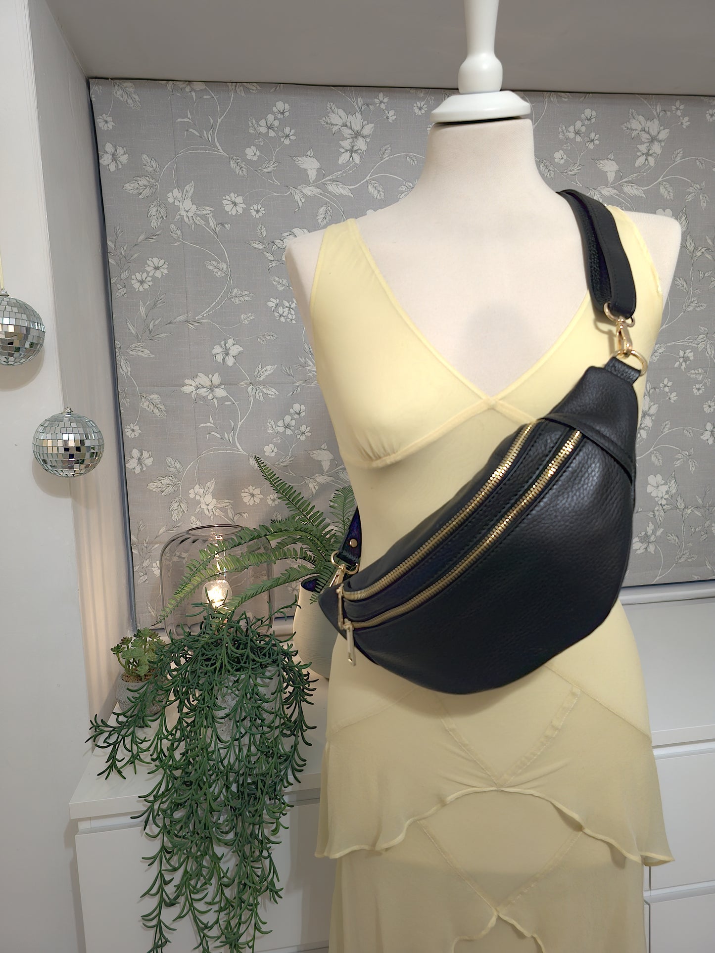 Crossbody bag