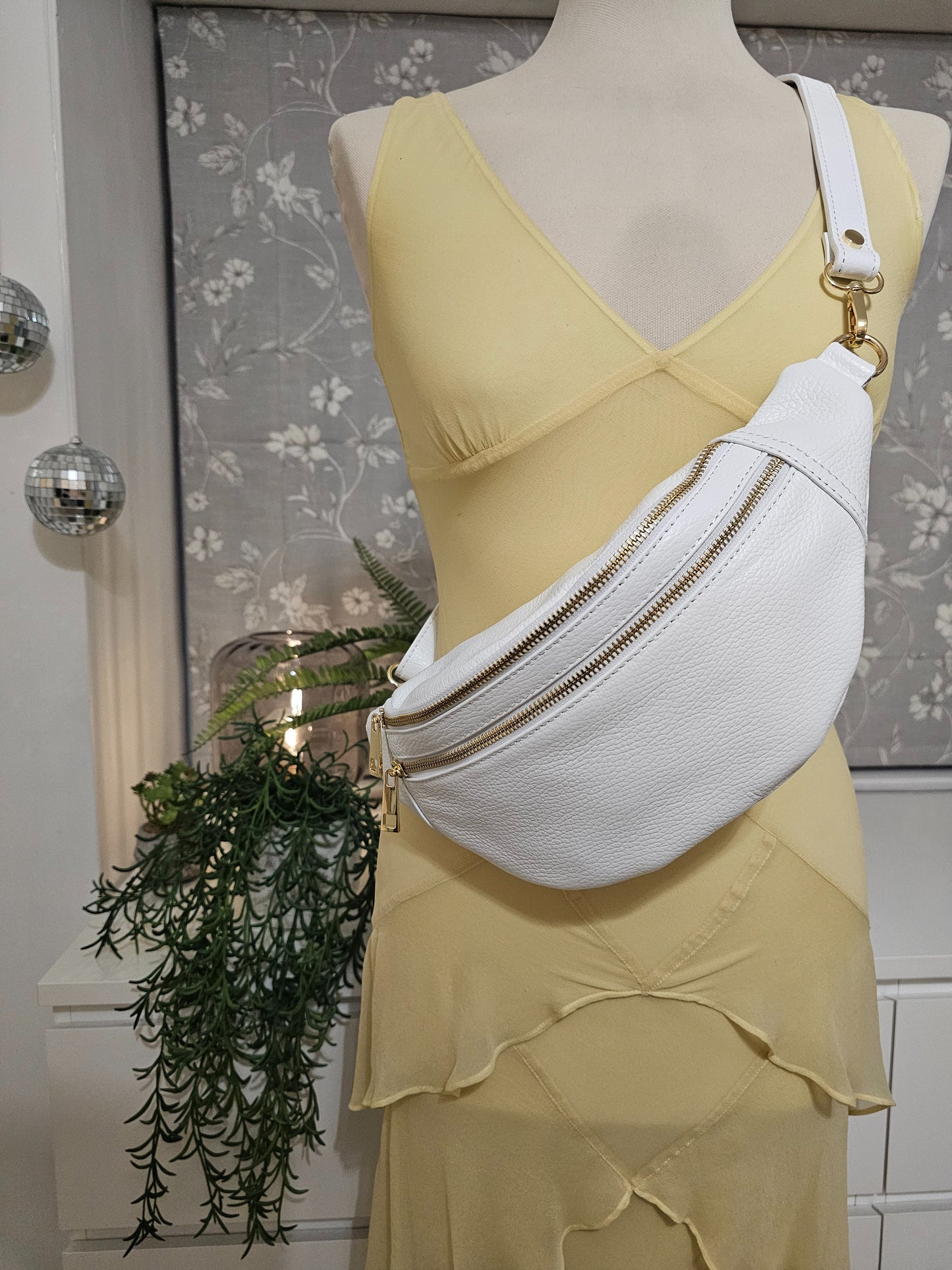 Crossbody bag
