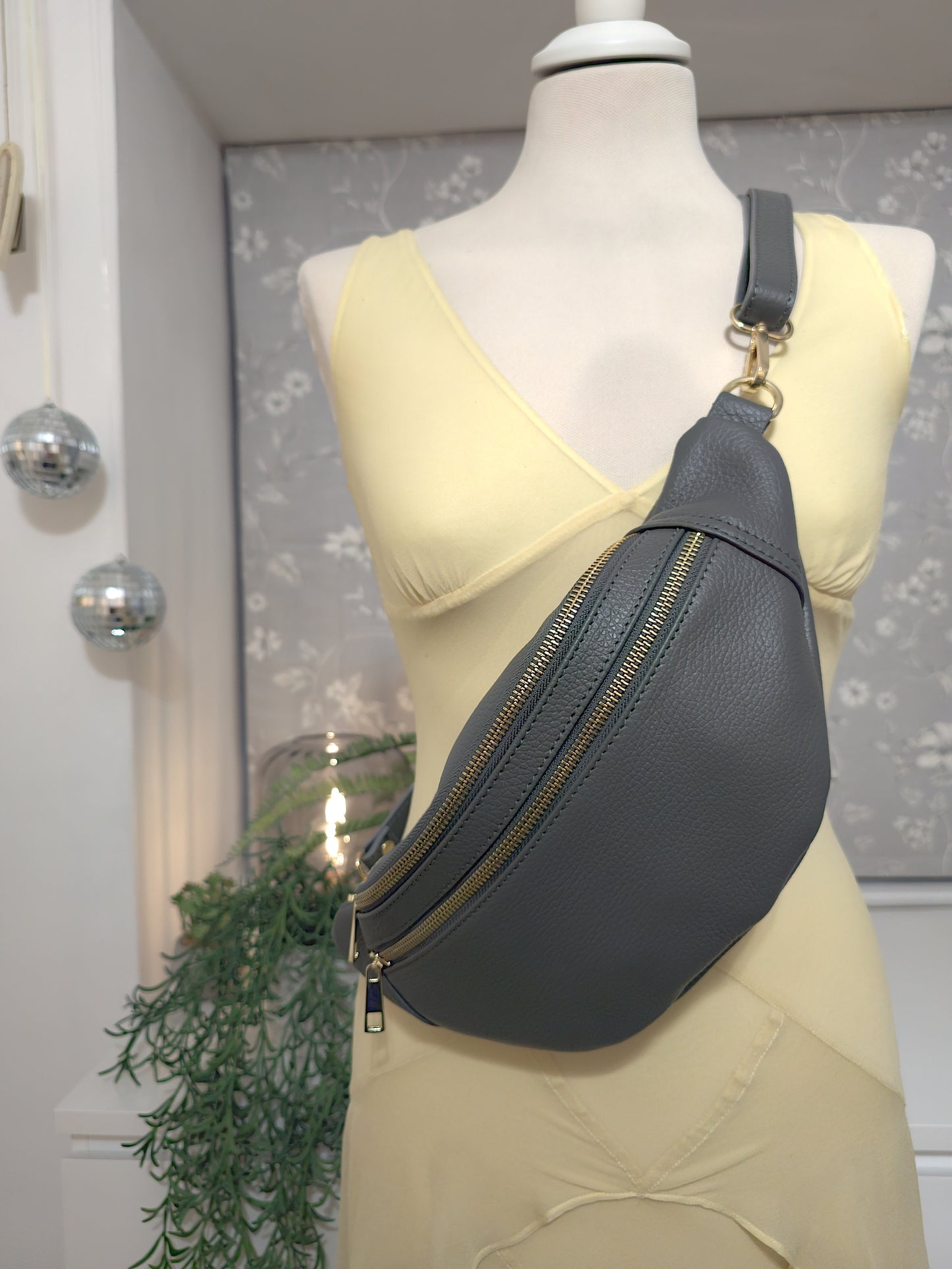 Crossbody bag