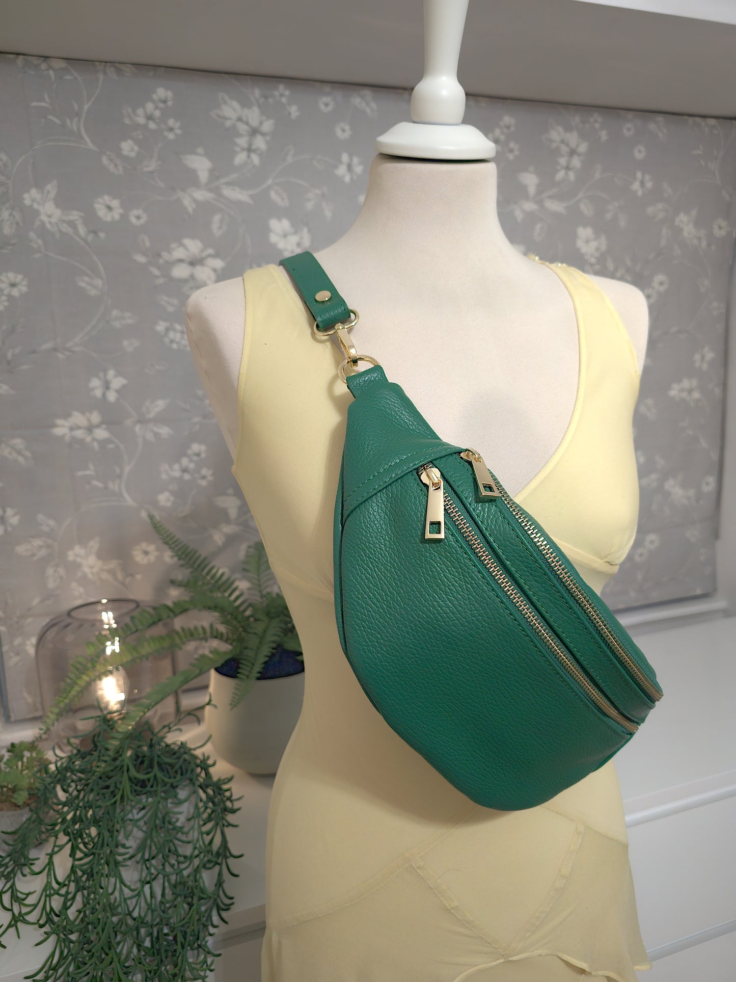 Crossbody bag