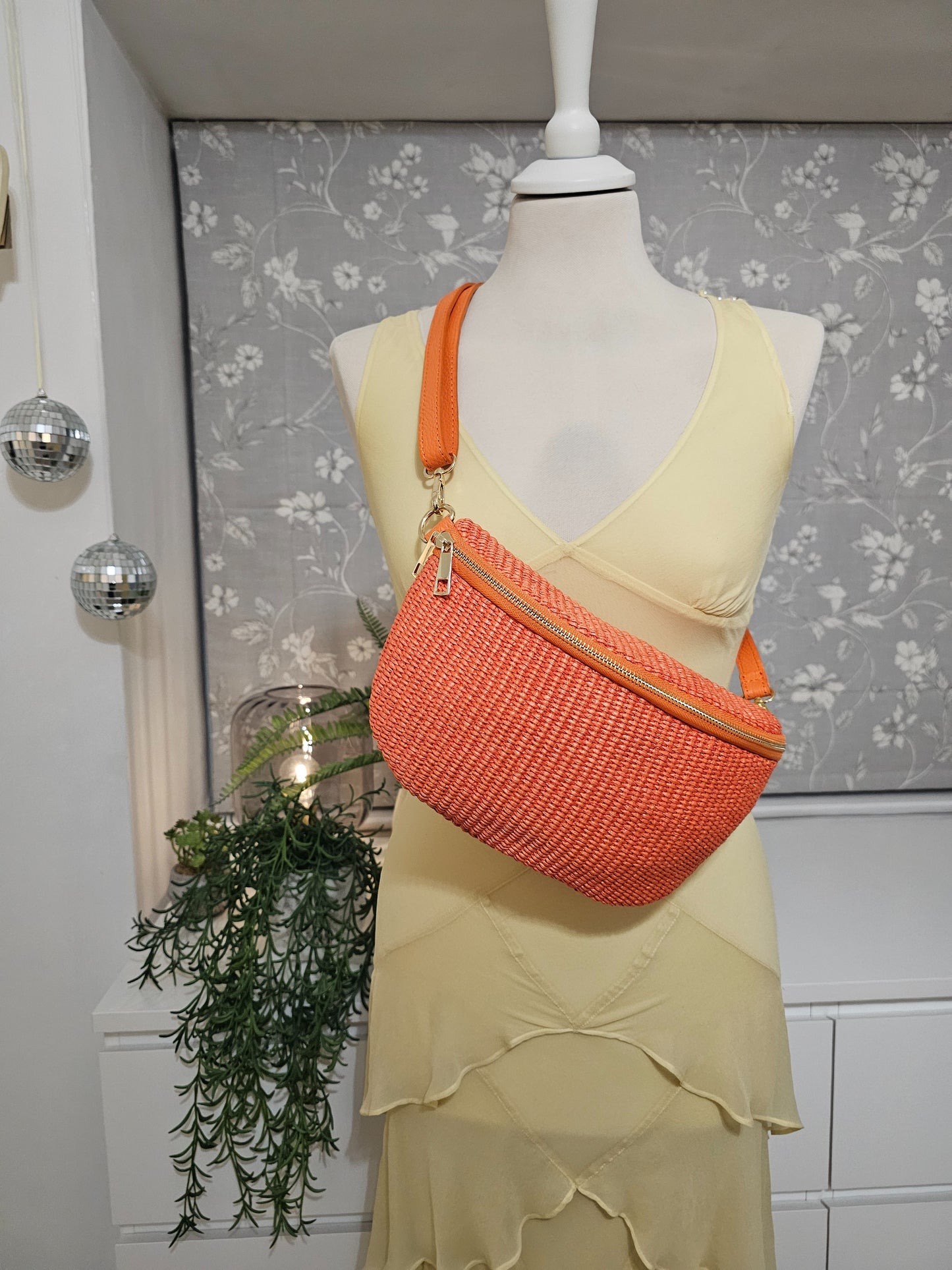 Crossbody bag