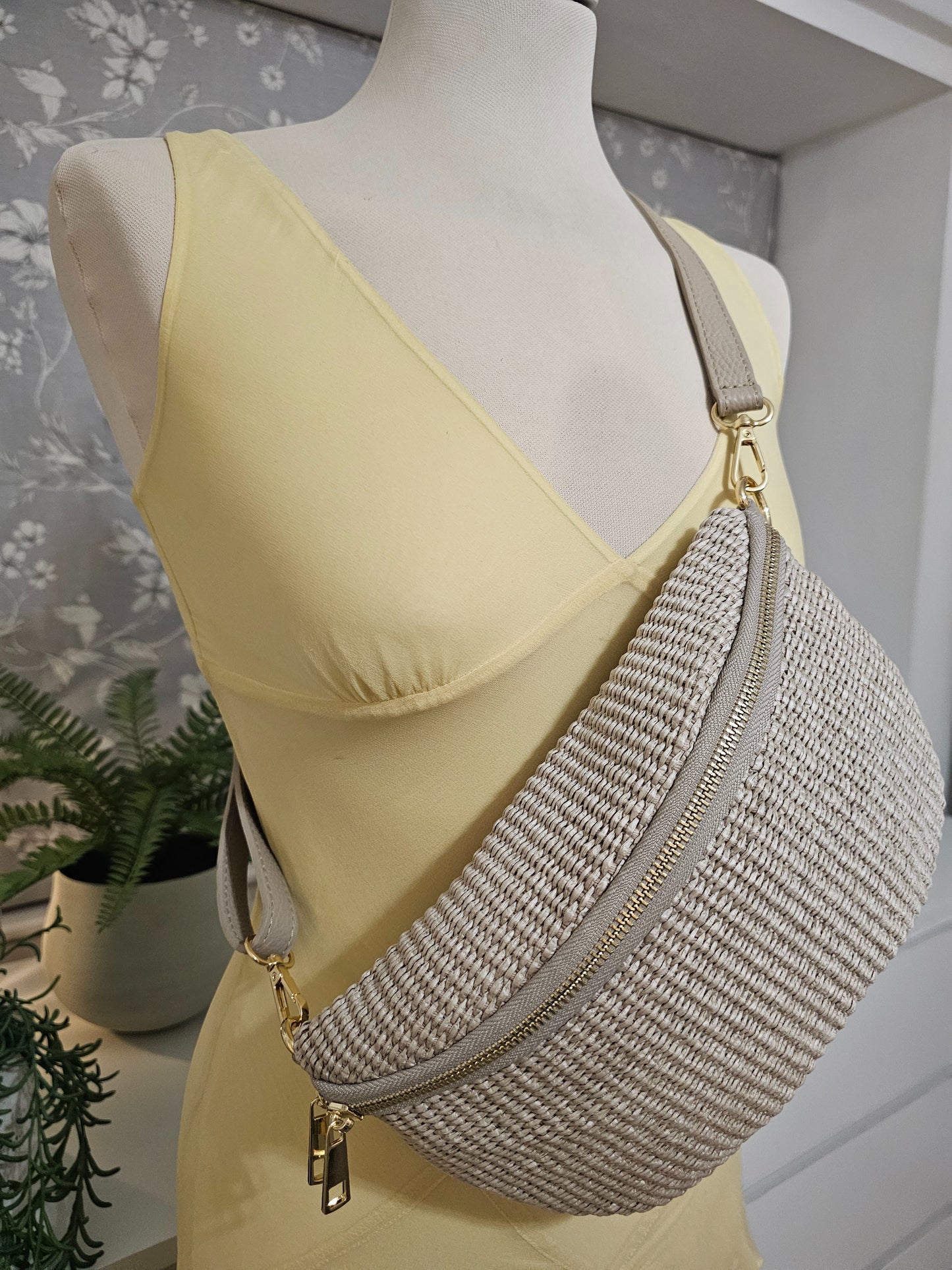 Crossbody bag