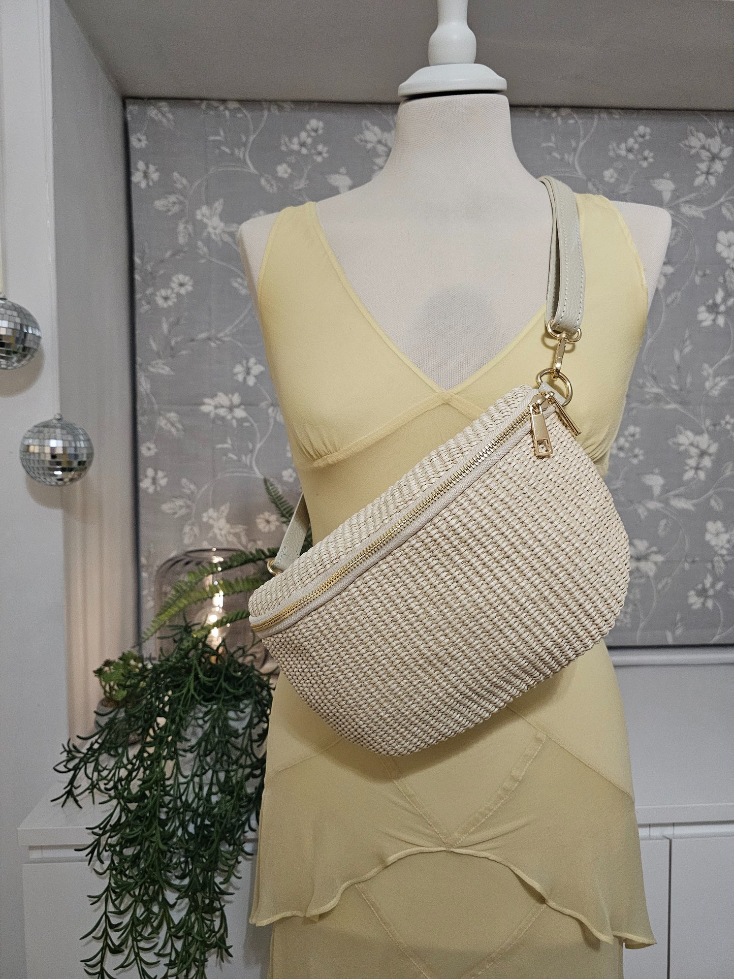 Crossbody bag