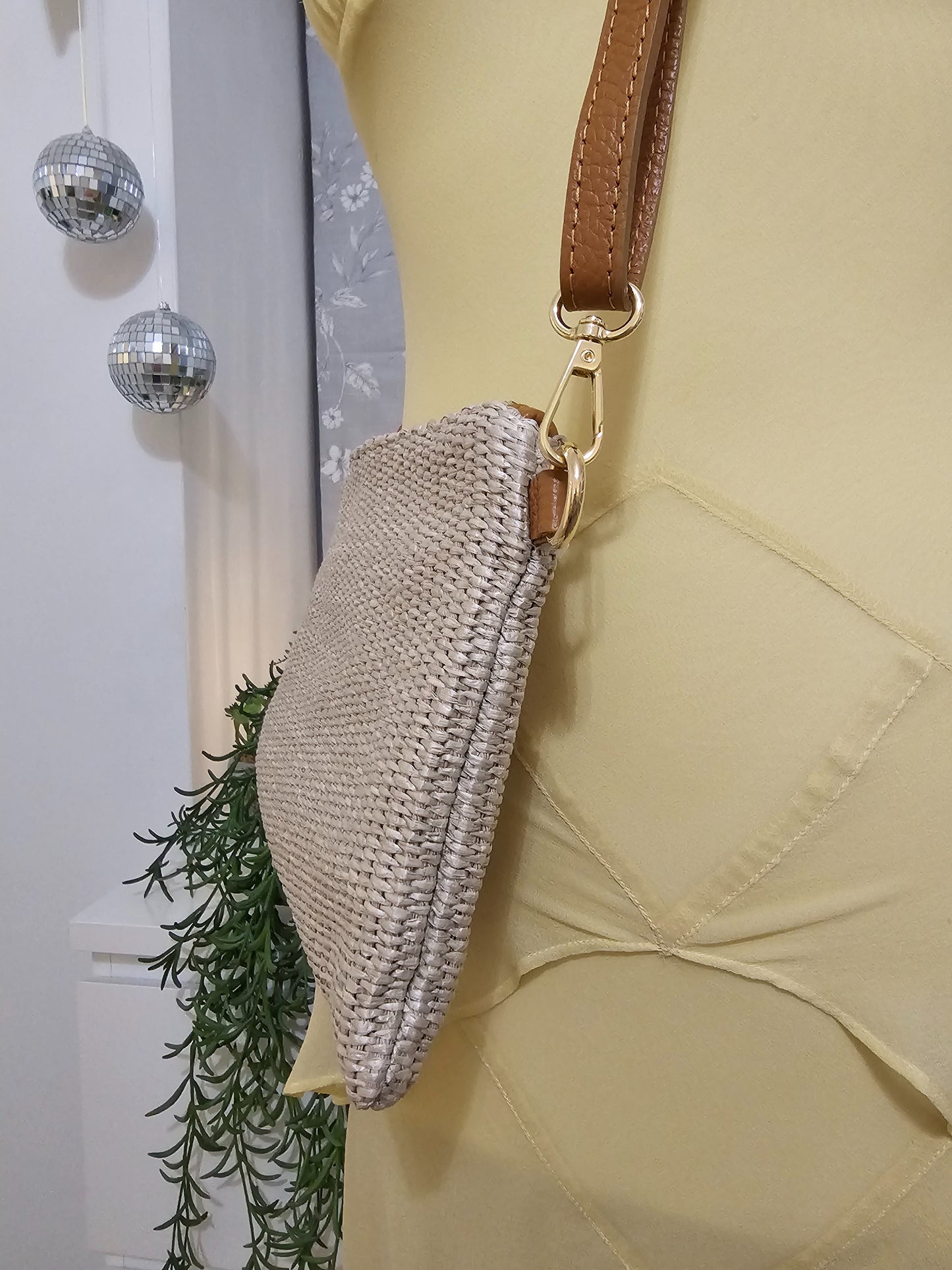 Crossbody bag